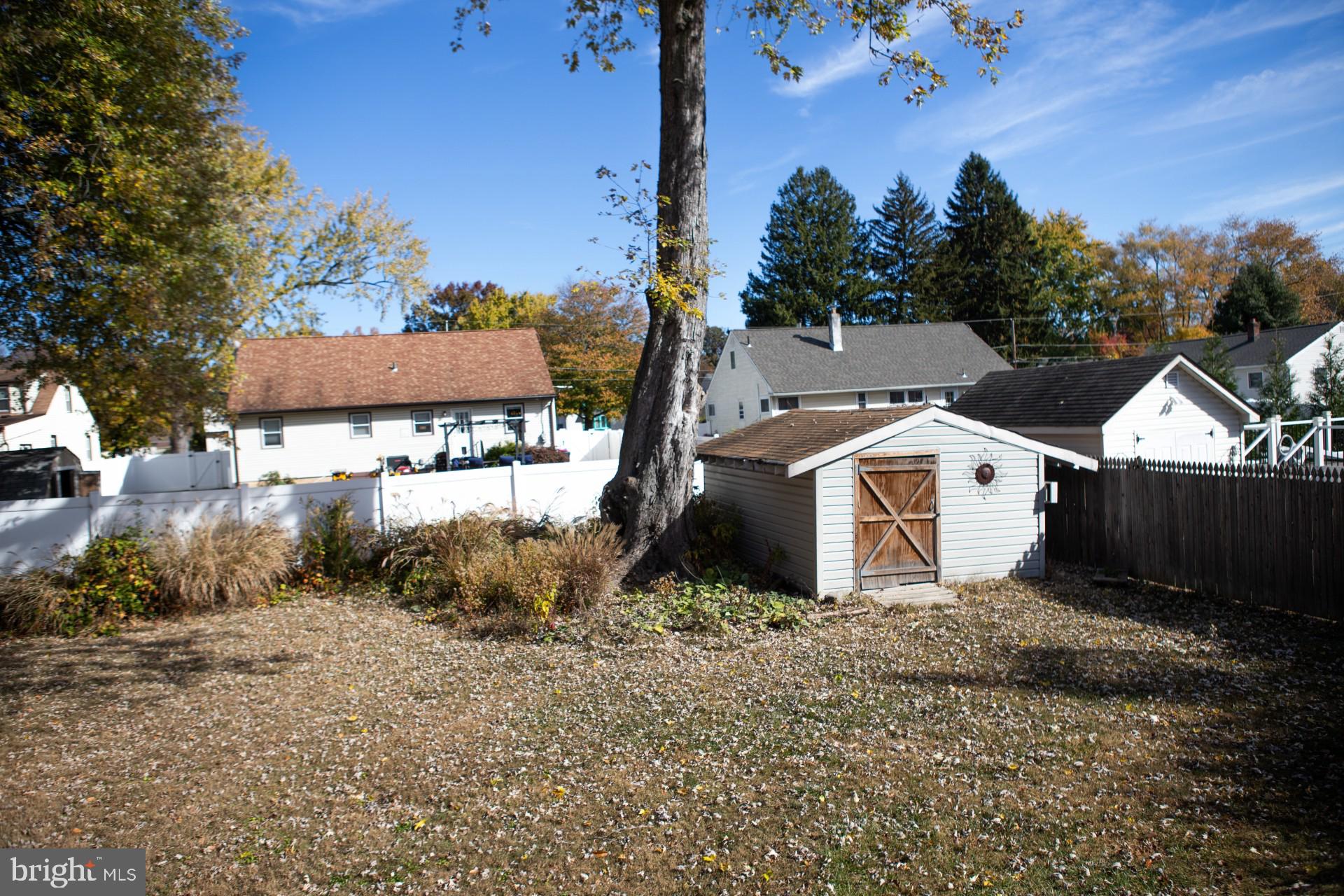 SPEEDWAY - Residential