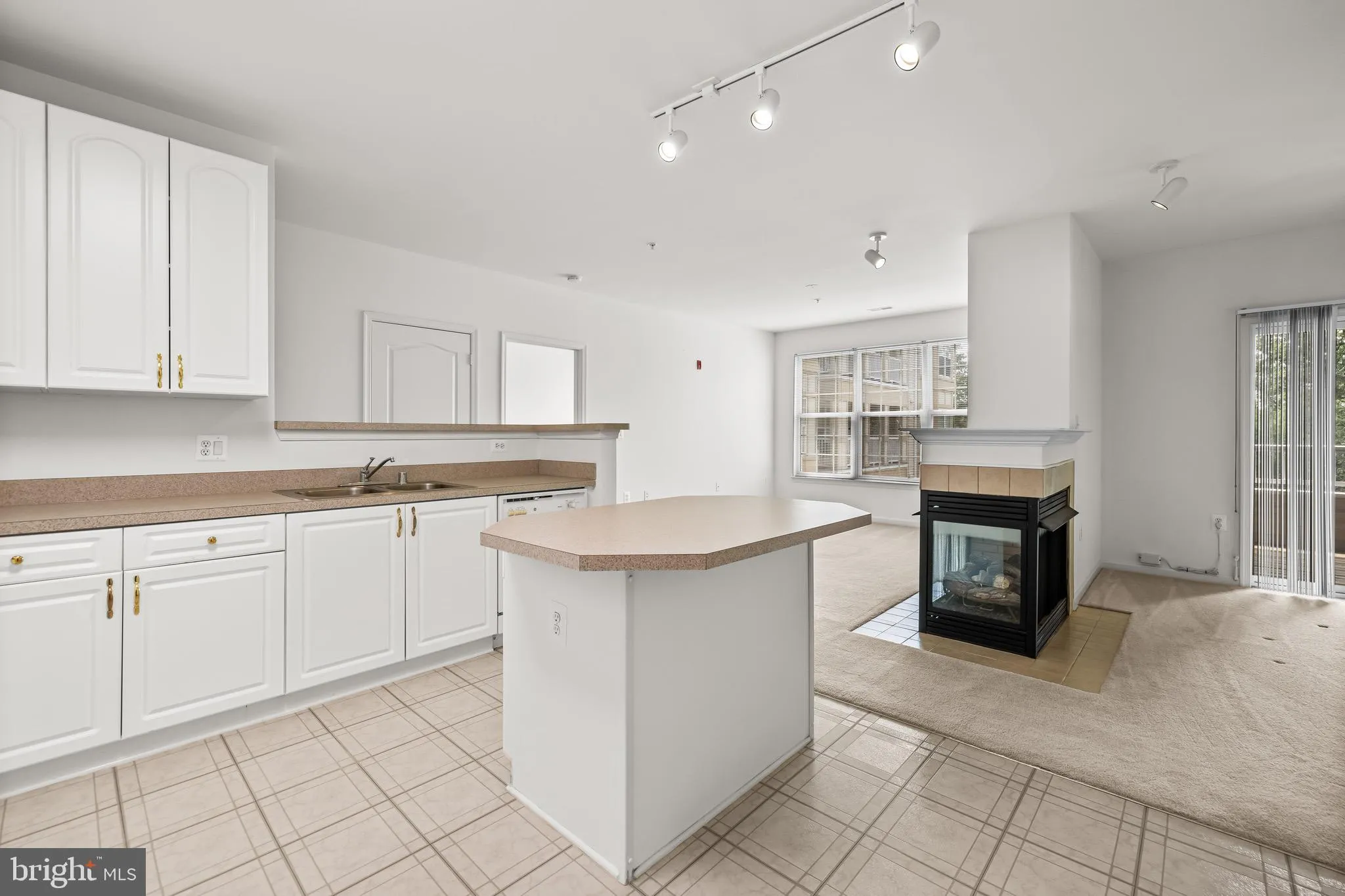 Hunt Valley, Maryland 21030, United States, 2 Bedrooms Bedrooms, ,2 BathroomsBathrooms,Residential,Active,146432