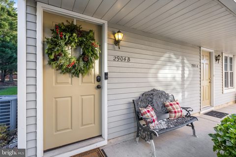 2904 HEATHERSTONE COURT B MOUNT LAUREL NJ 08054