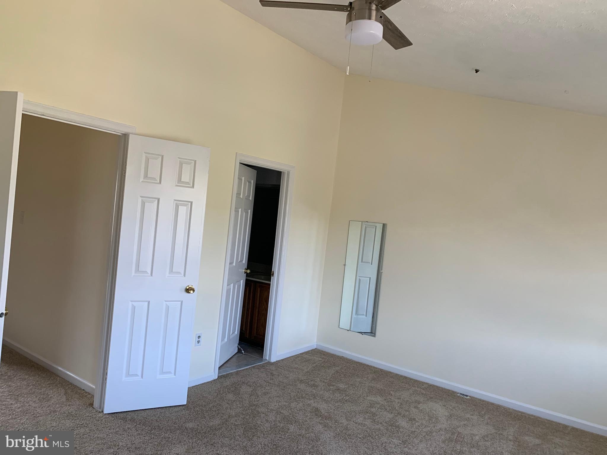 SADDLE CREEK - Residential Lease