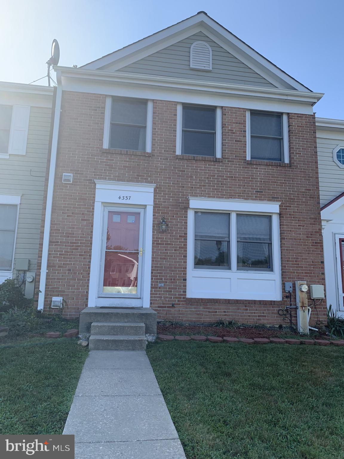 SADDLE CREEK - Residential Lease