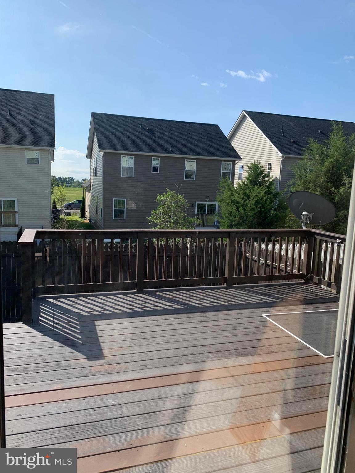 SADDLE CREEK - Residential Lease