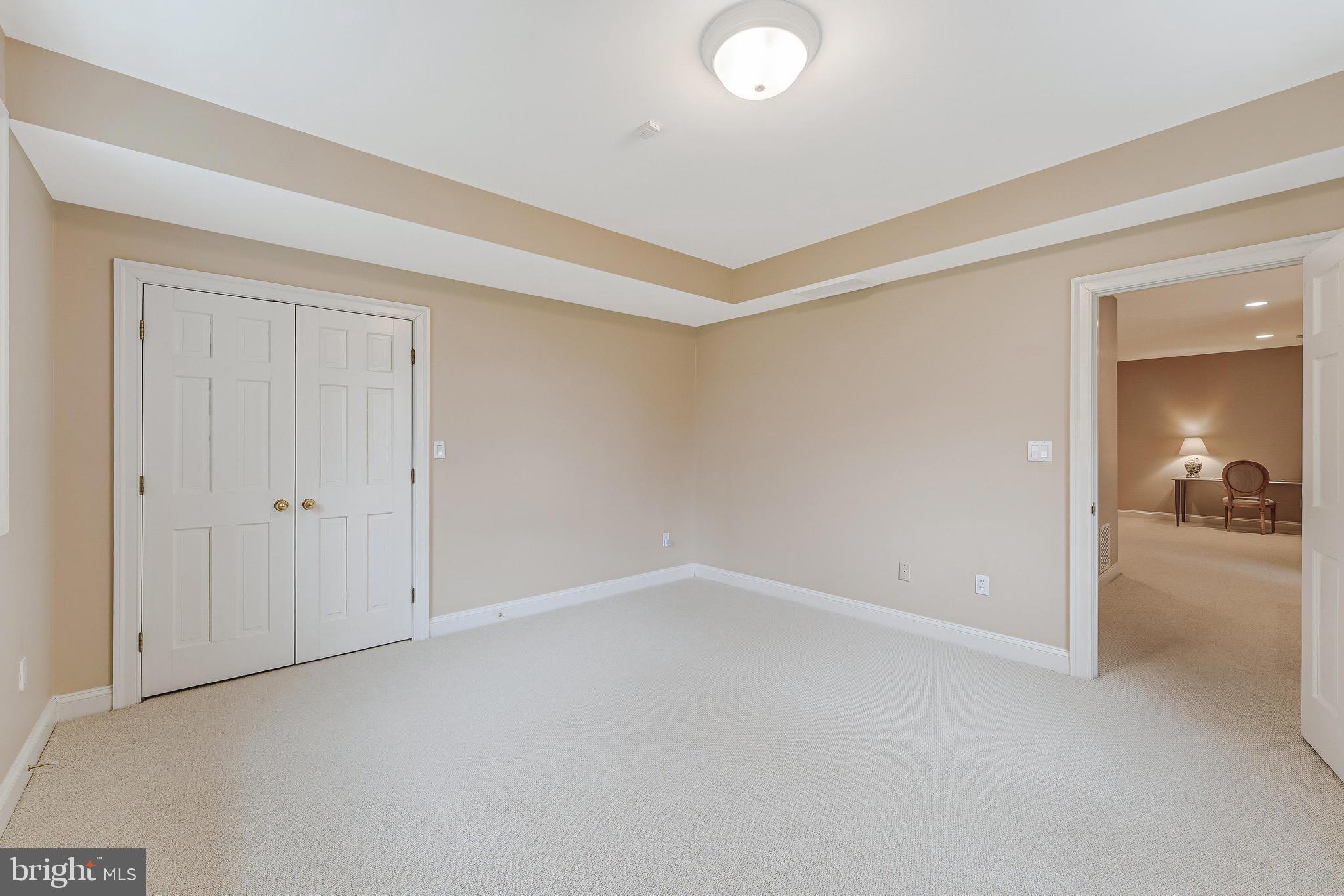 PINE KNOLLS - Residential