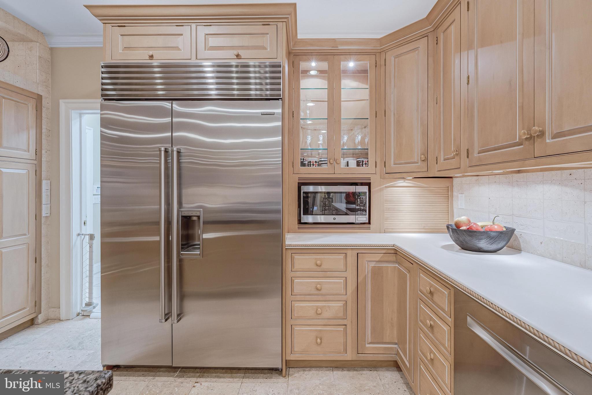 PINE KNOLLS - Residential