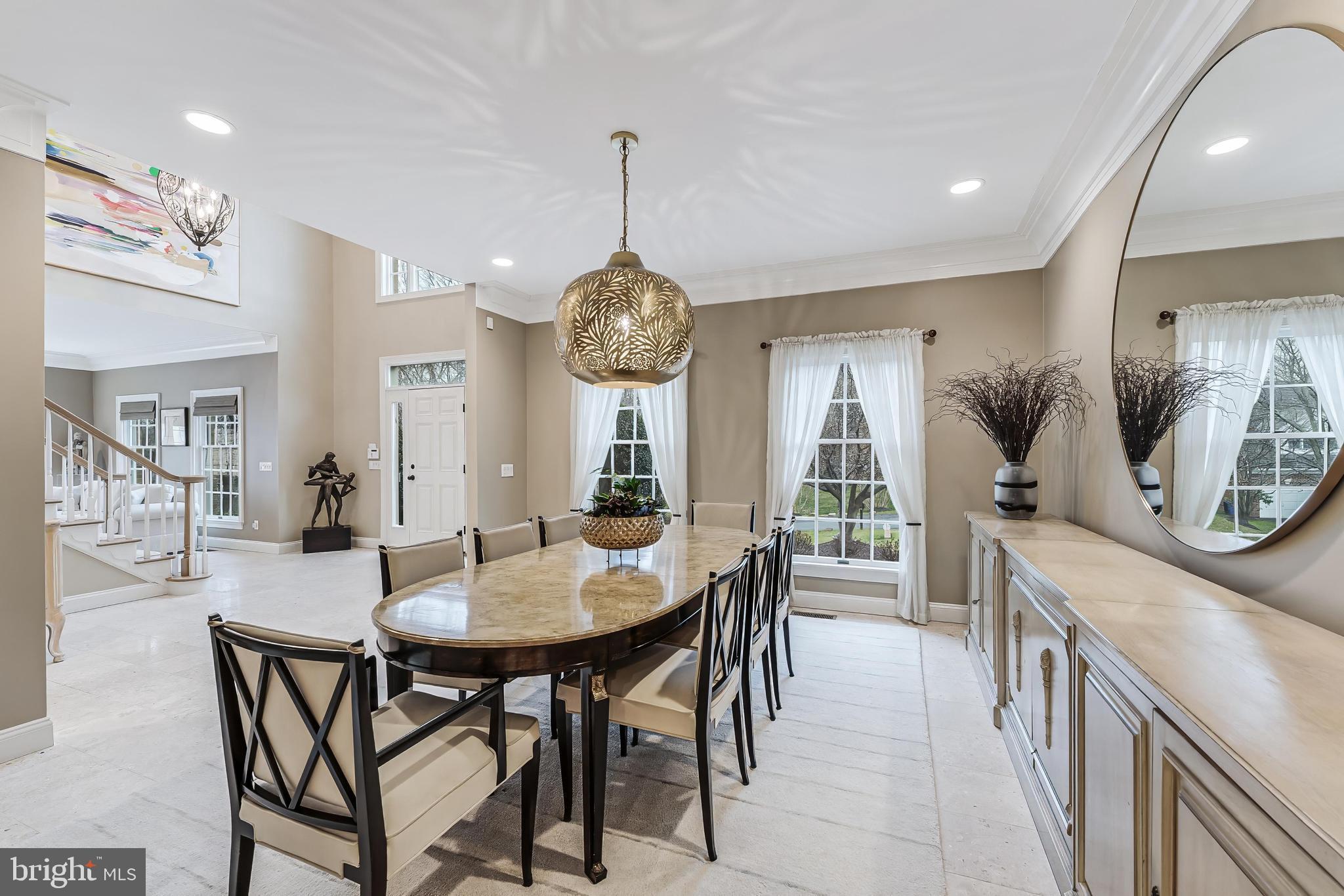 PINE KNOLLS - Residential