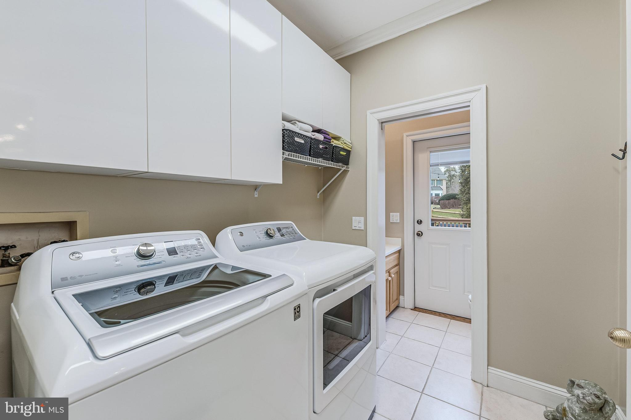 PINE KNOLLS - Residential