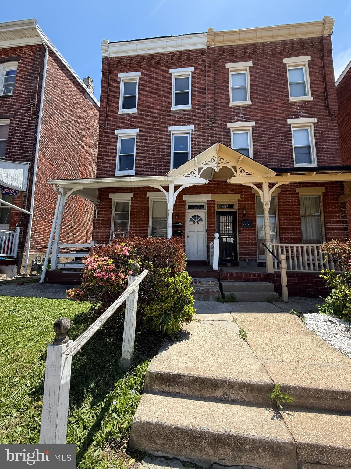 558 STANBRIDGE STREET