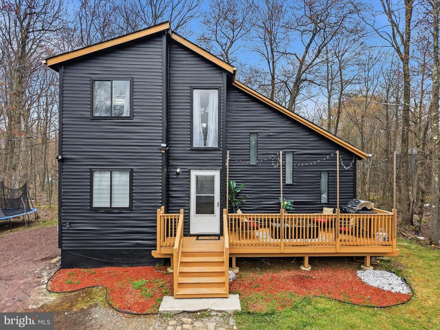 Welcome to this beautifully updated single-family home located in the sought-after A Pocono Country Place community! This move-in-ready home features 3 spacious bedrooms and 2 full bathrooms, complemented by soaring high ceilings that create an open and airy feel throughout. The fully remodeled kitchen showcases stainless steel appliances, while the updated bathrooms add a modern and stylish touch. Enjoy not only the comfort of your home, but also the incredible lifestyle this amenity-filled, gated community offers. Residents have access to multiple outdoor pools, lakes with beach areas, paddle boating and fishing, tennis and basketball courts, playgrounds, and clubhouses. Additional features include mini golf, picnic areas, dog parks, and seasonal activities for all ages . Whether you’re looking for a full-time residence, vacation home, or investment opportunity, this property offers the perfect blend of comfort, recreation, and convenience. A true must-see!