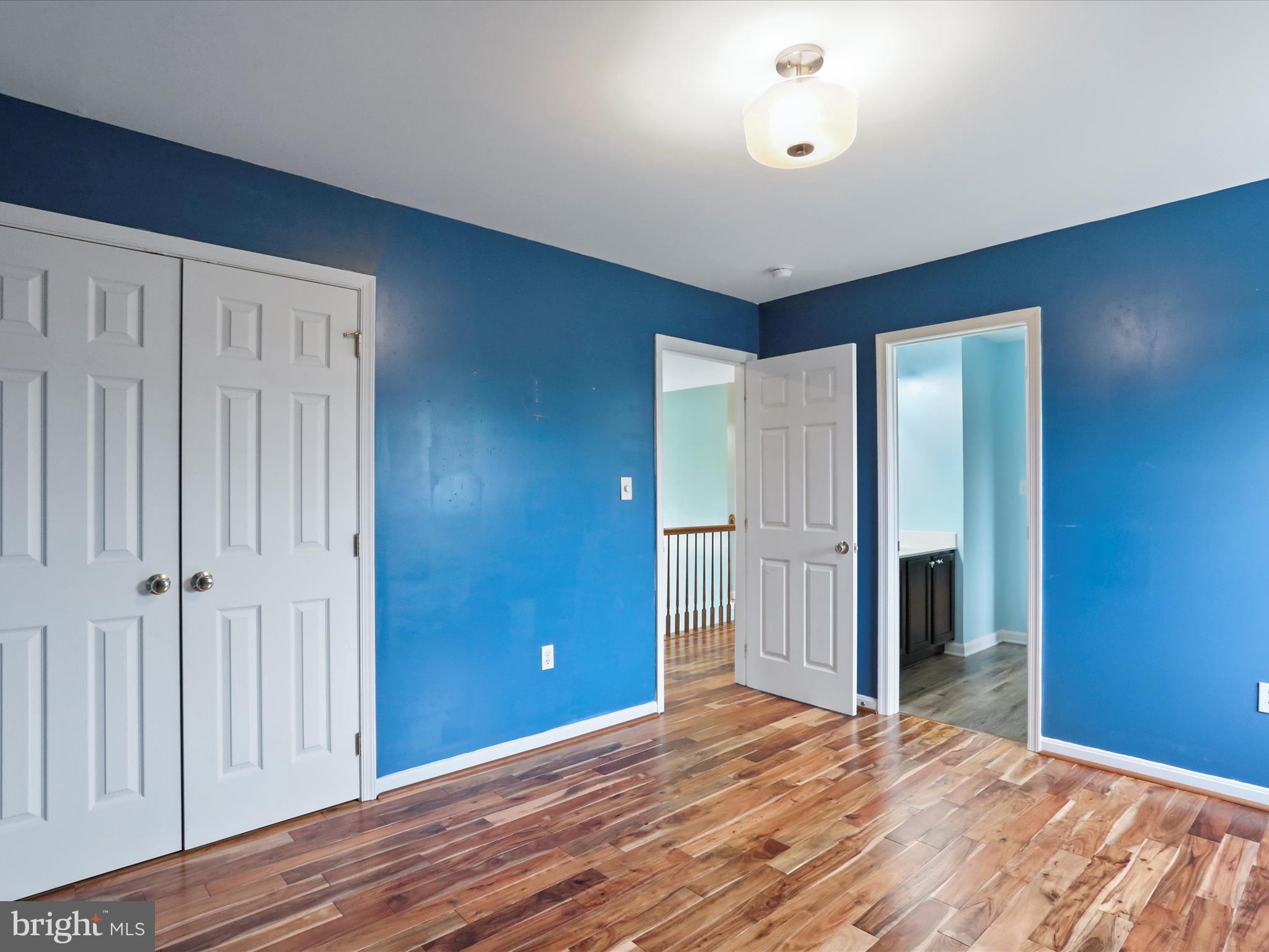 APPLE KNOLLS ESTATES - Residential