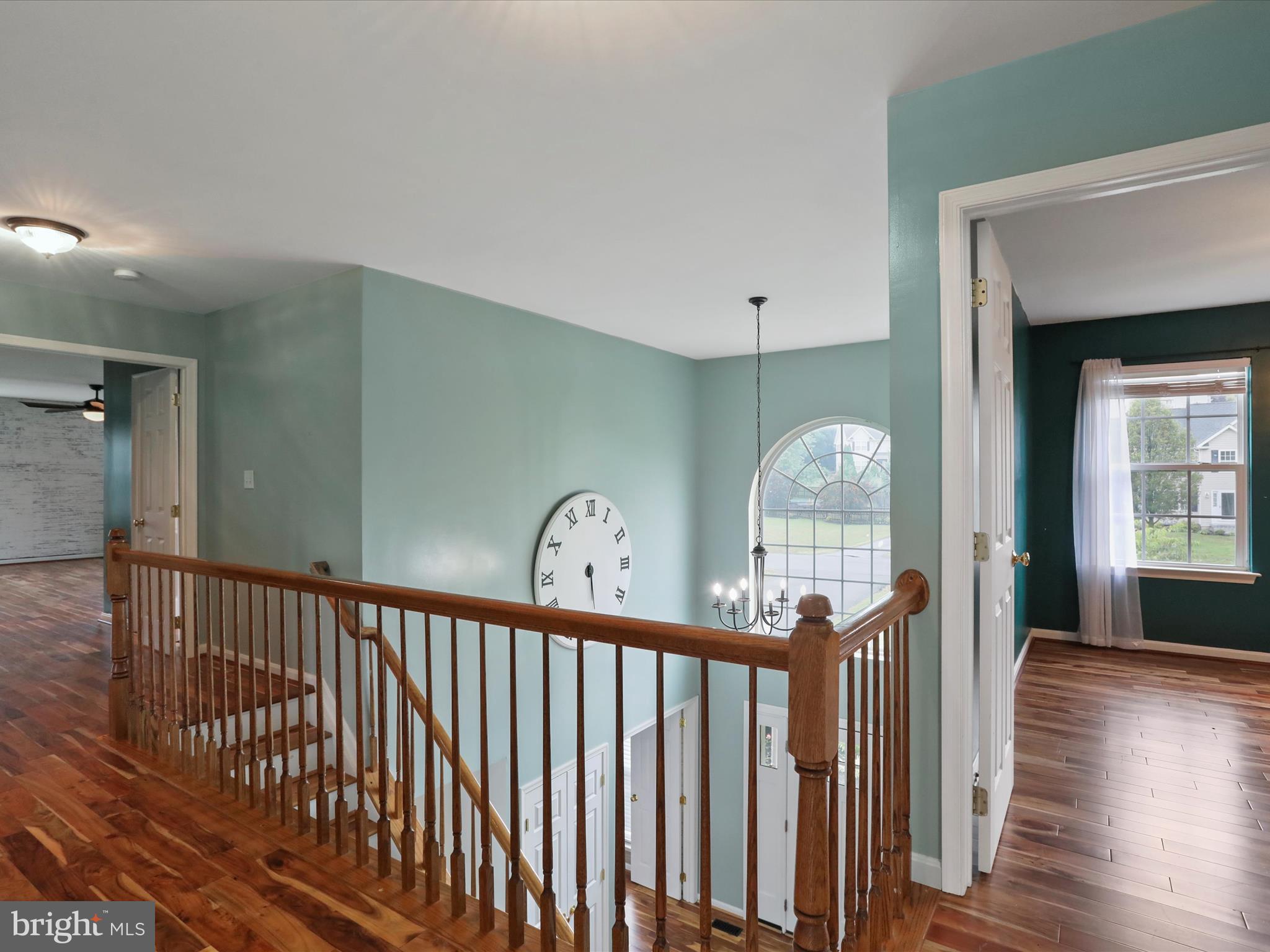 APPLE KNOLLS ESTATES - Residential