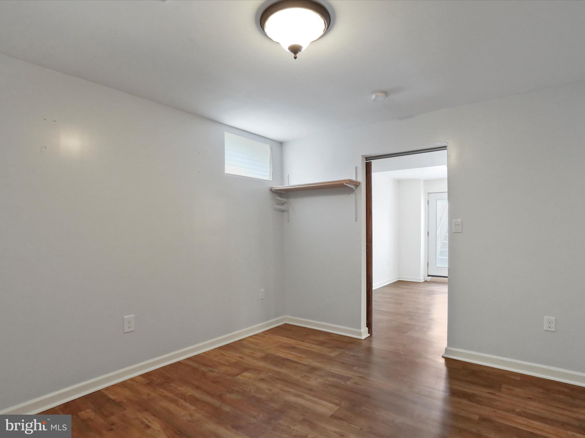 APPLE KNOLLS ESTATES - Residential