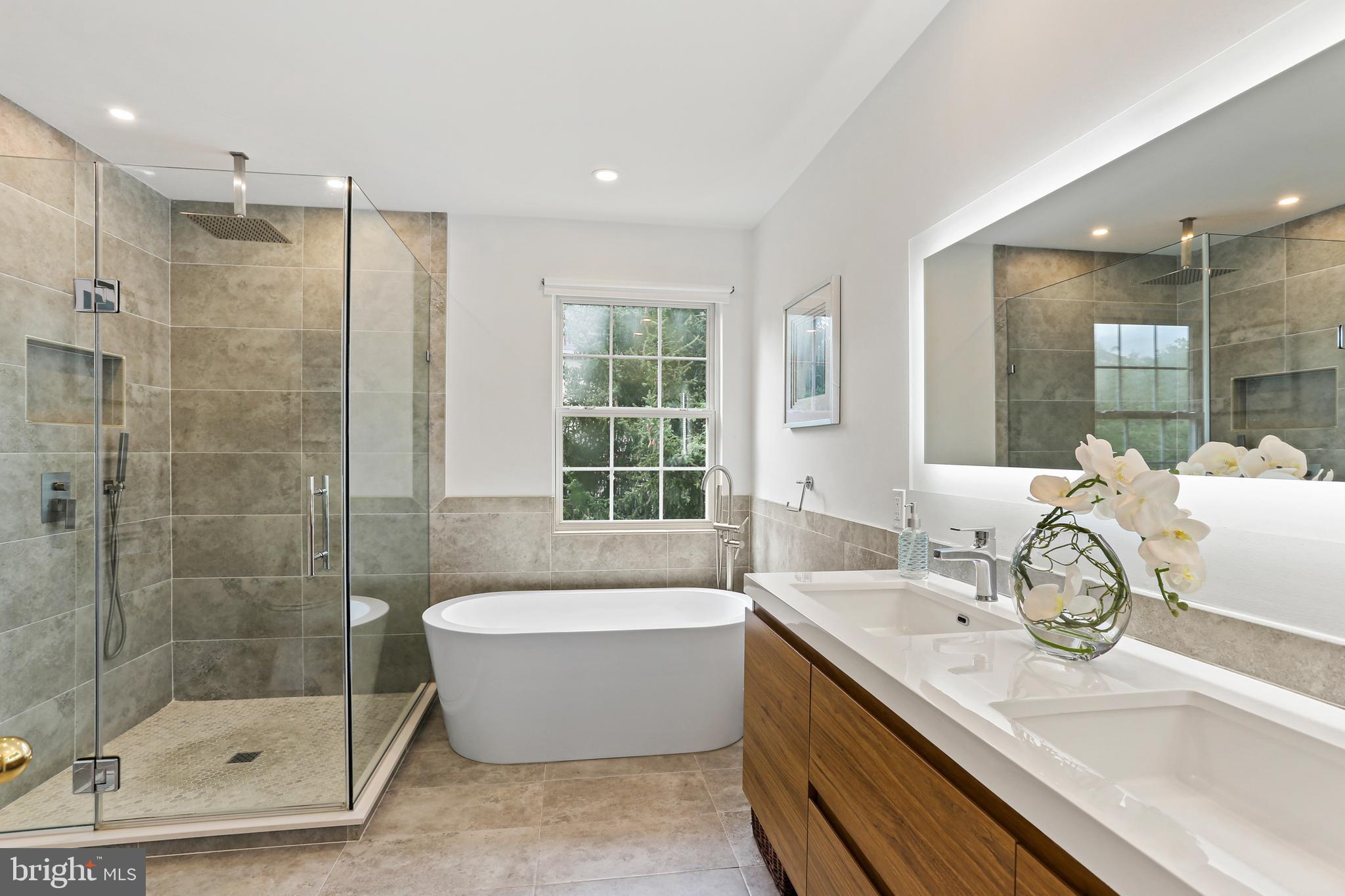 VILLAGE OF RIVER HILL - Residential