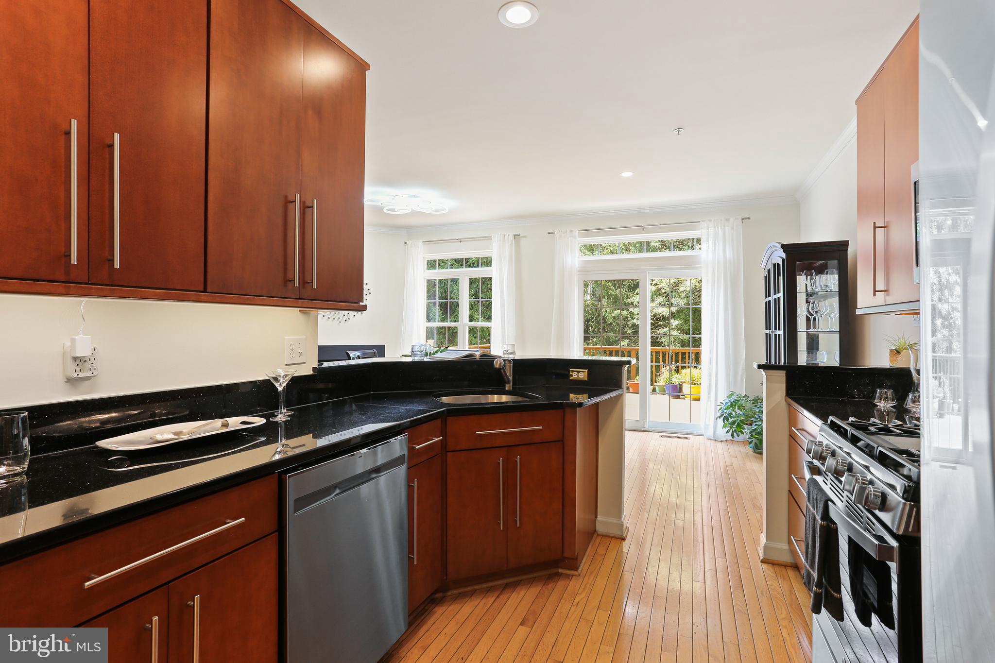 VILLAGE OF RIVER HILL - Residential