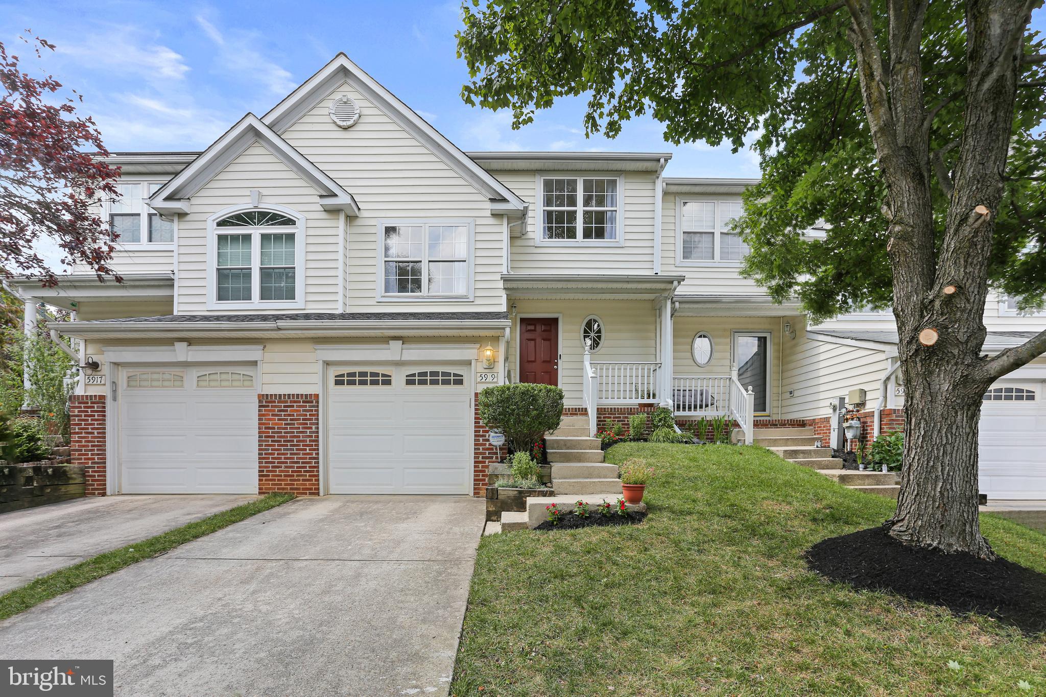 VILLAGE OF RIVER HILL - Residential