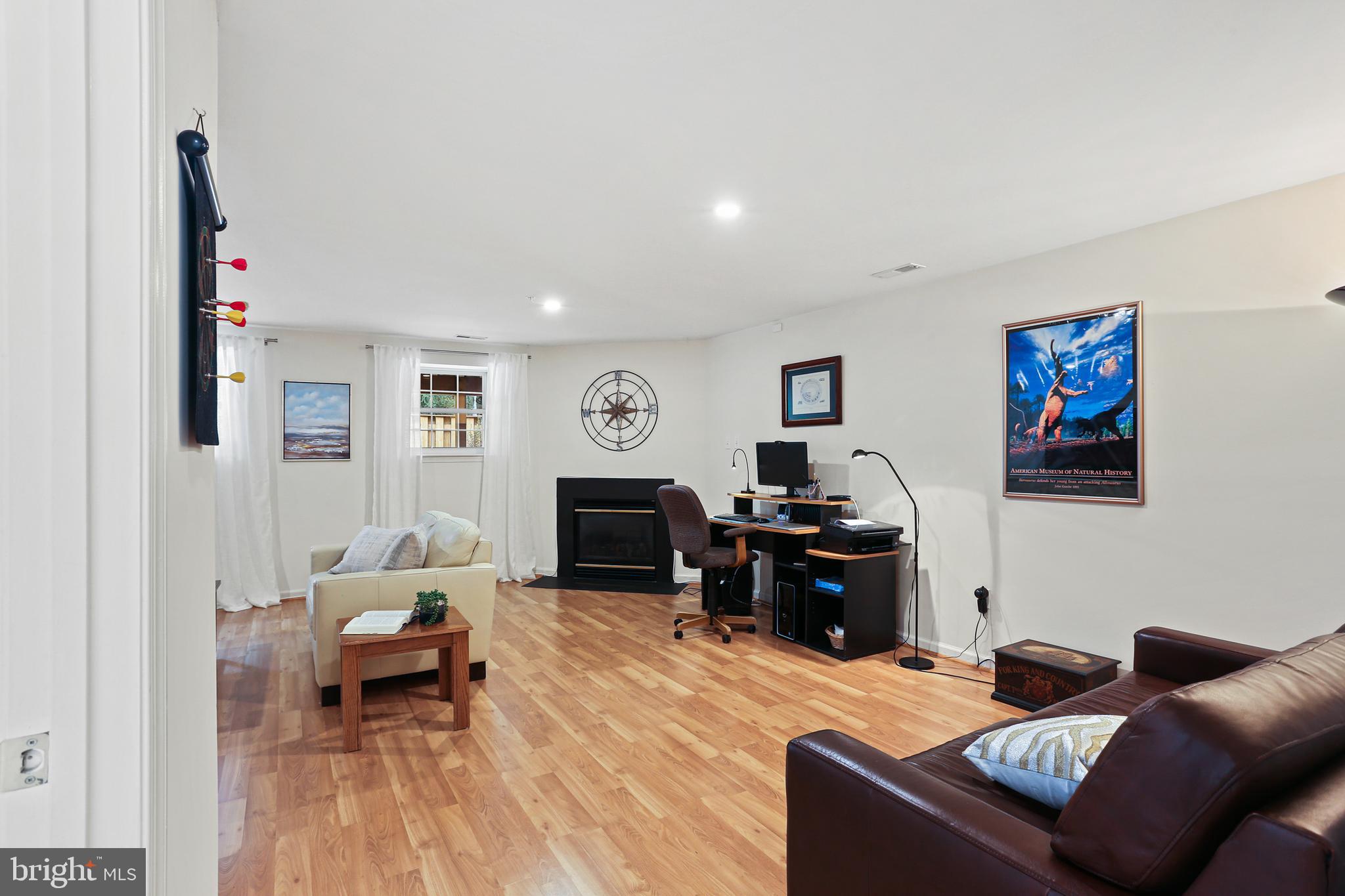 VILLAGE OF RIVER HILL - Residential