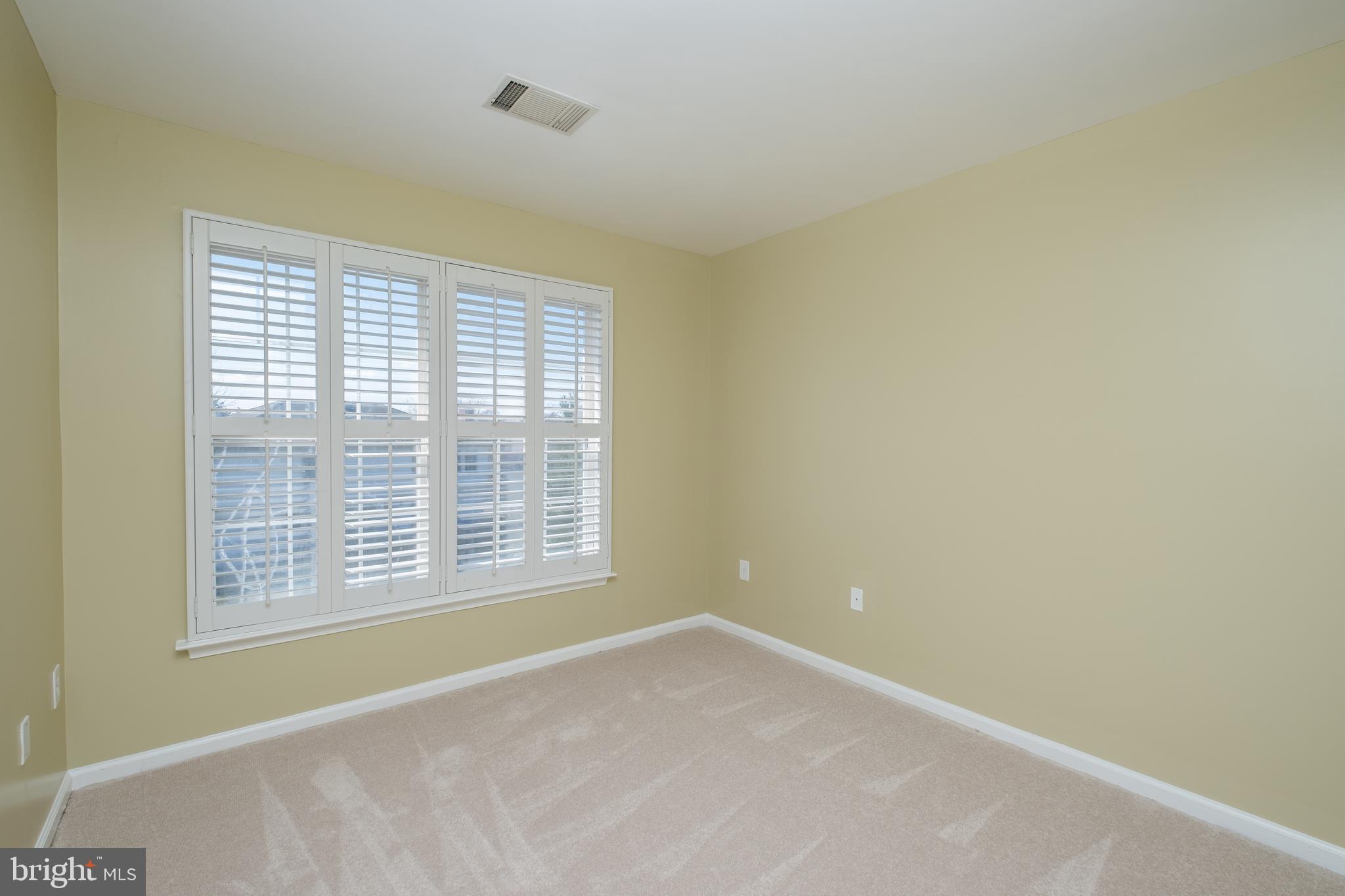 GREAT FALLS CHASE - Residential