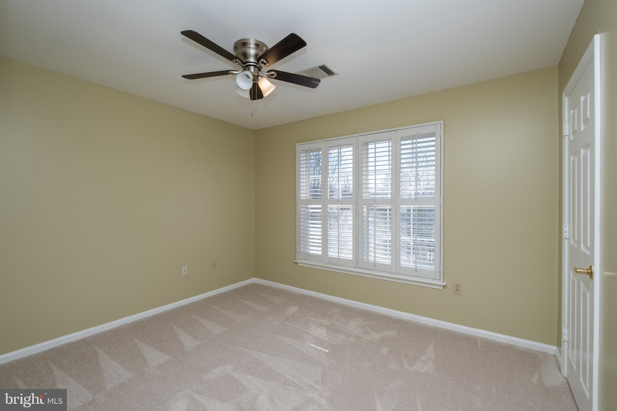 GREAT FALLS CHASE - Residential