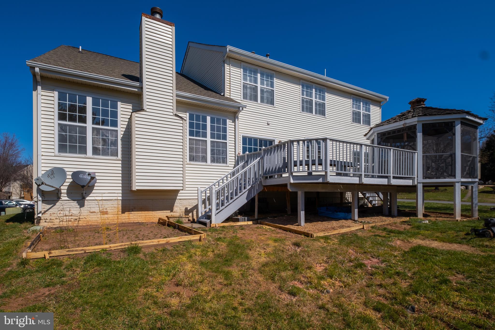 GREAT FALLS CHASE - Residential