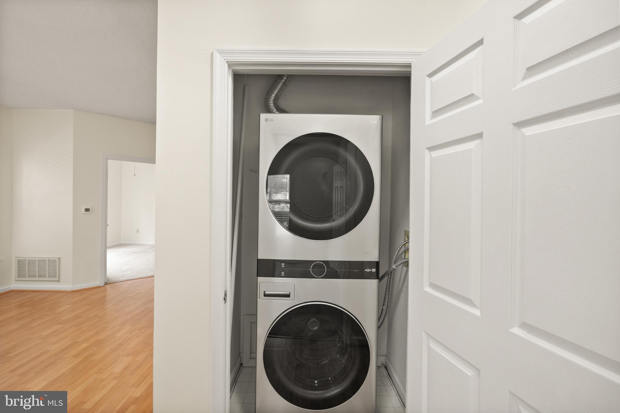 SANDERLING CONDO - Residential