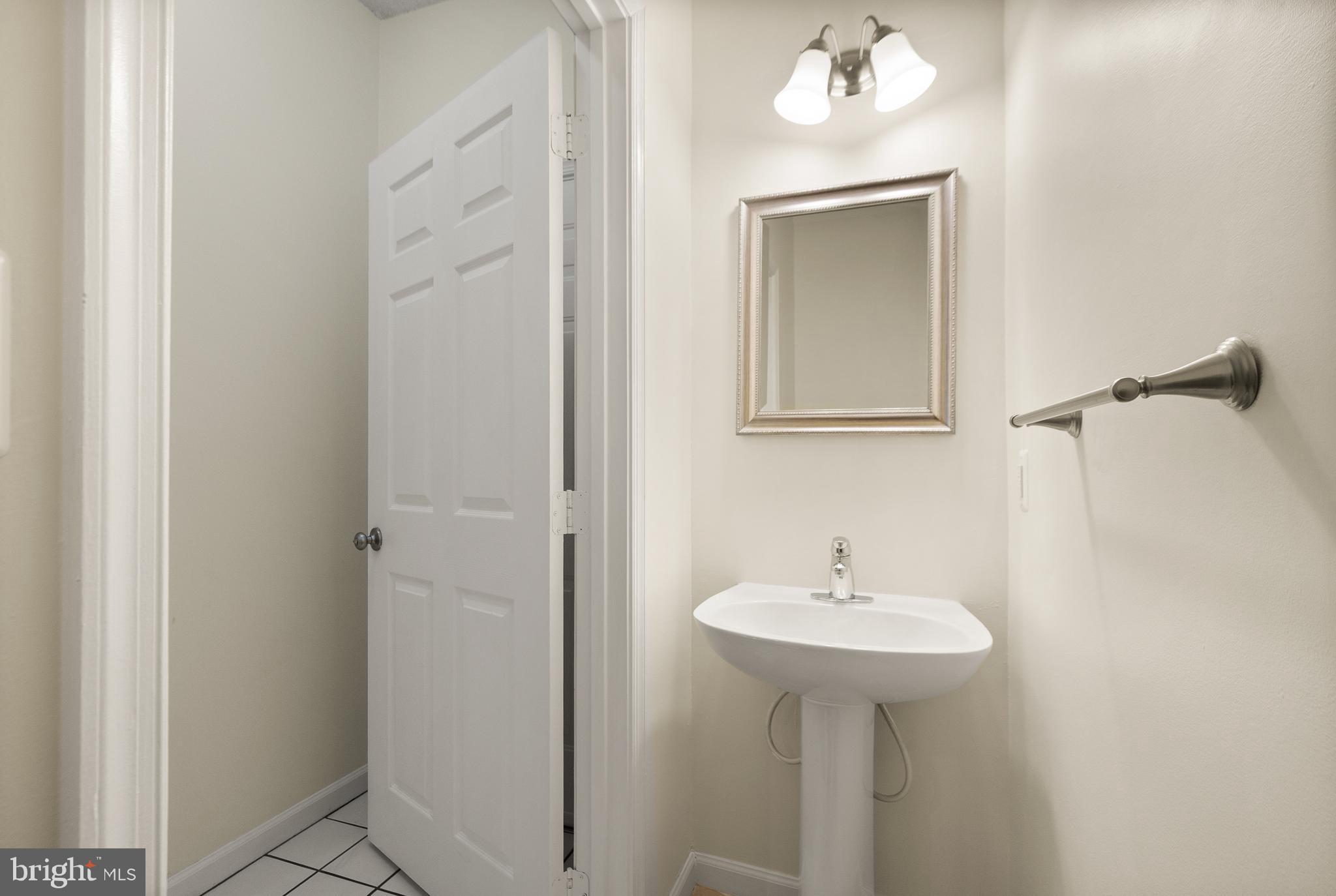 SANDERLING CONDO - Residential