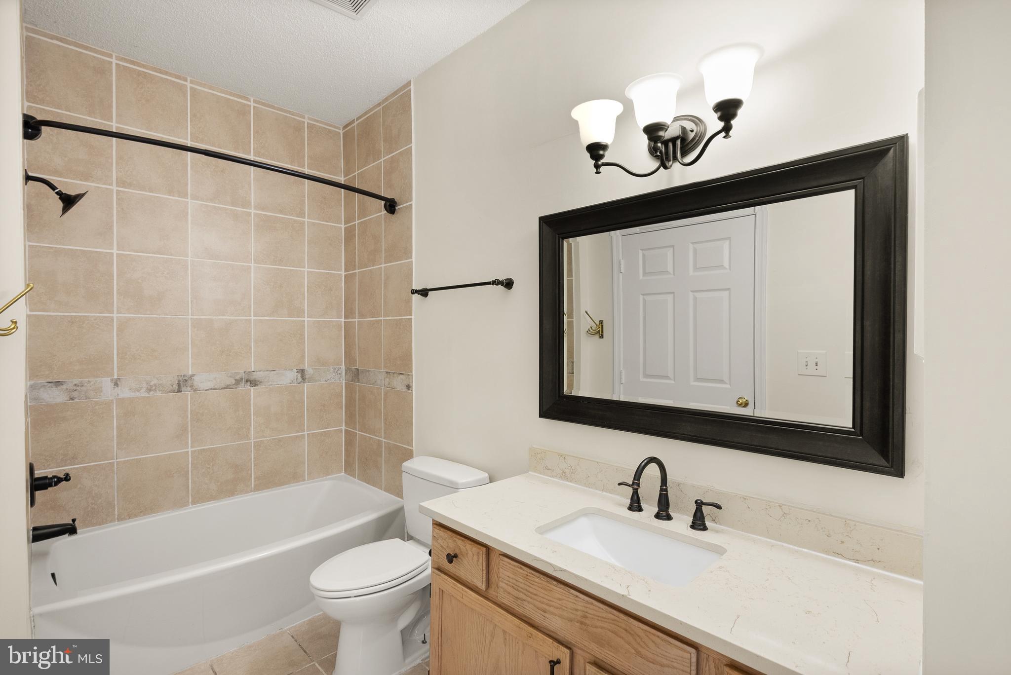 SANDERLING CONDO - Residential