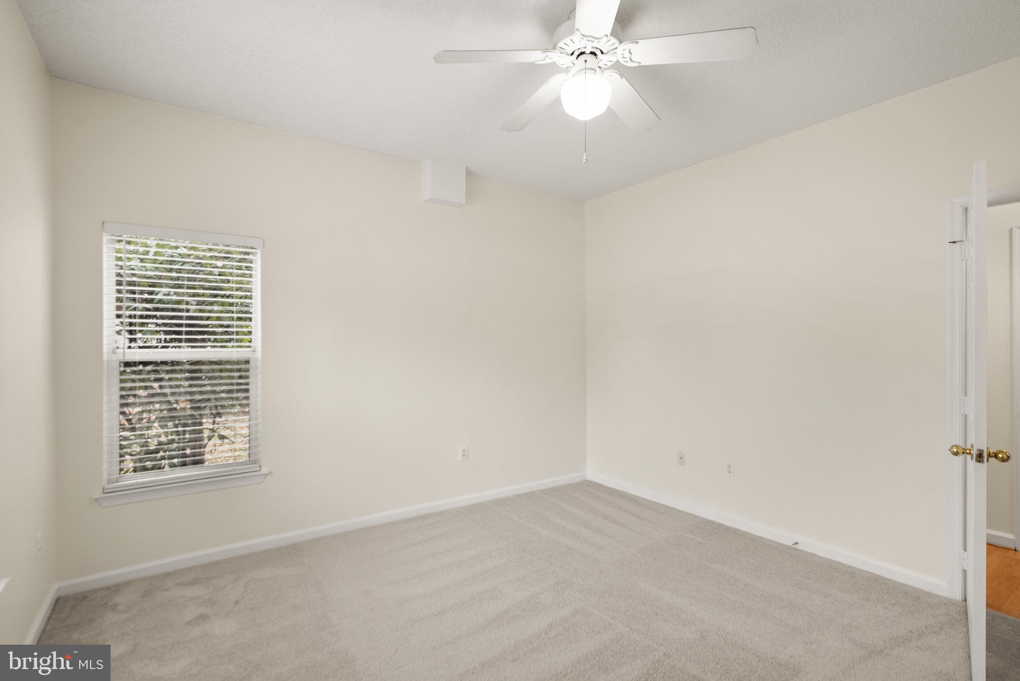 SANDERLING CONDO - Residential