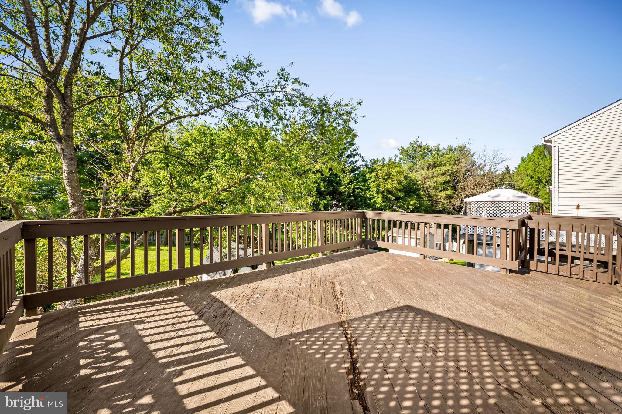 ROBERTS FIELD - Residential