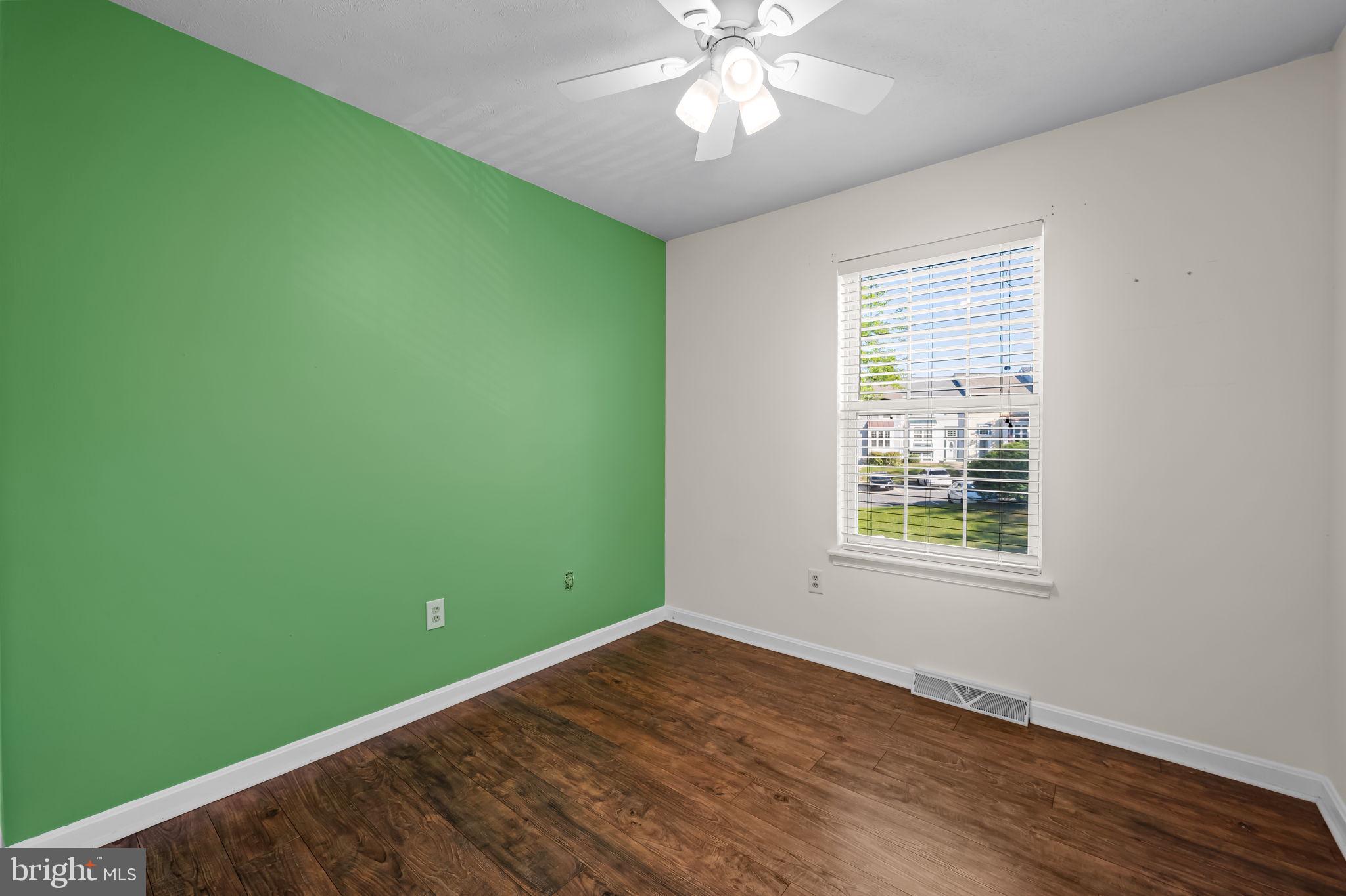 ROBERTS FIELD - Residential