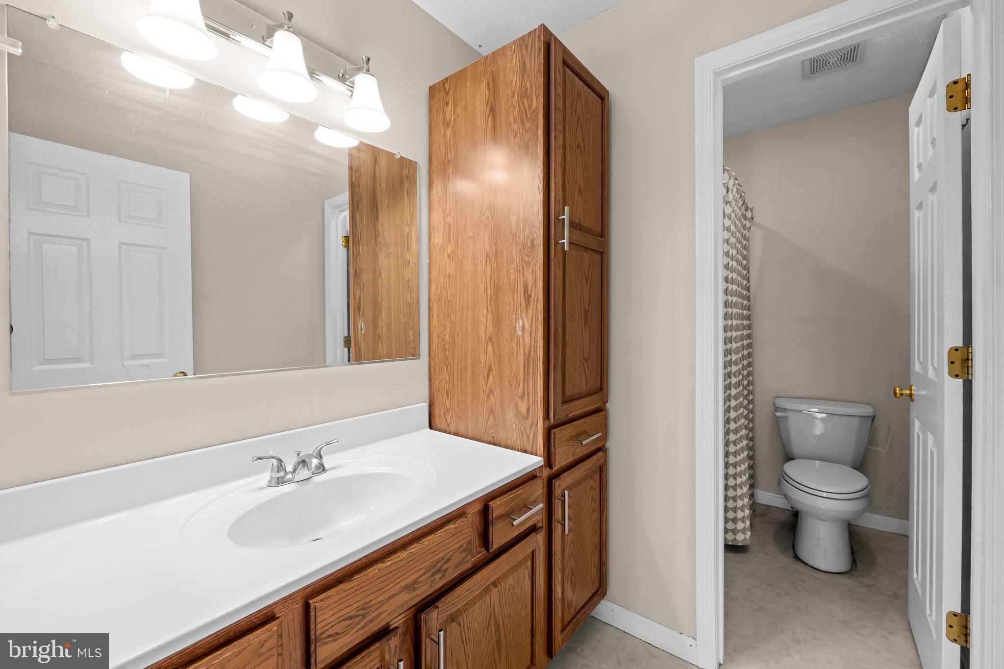 ROBERTS FIELD - Residential