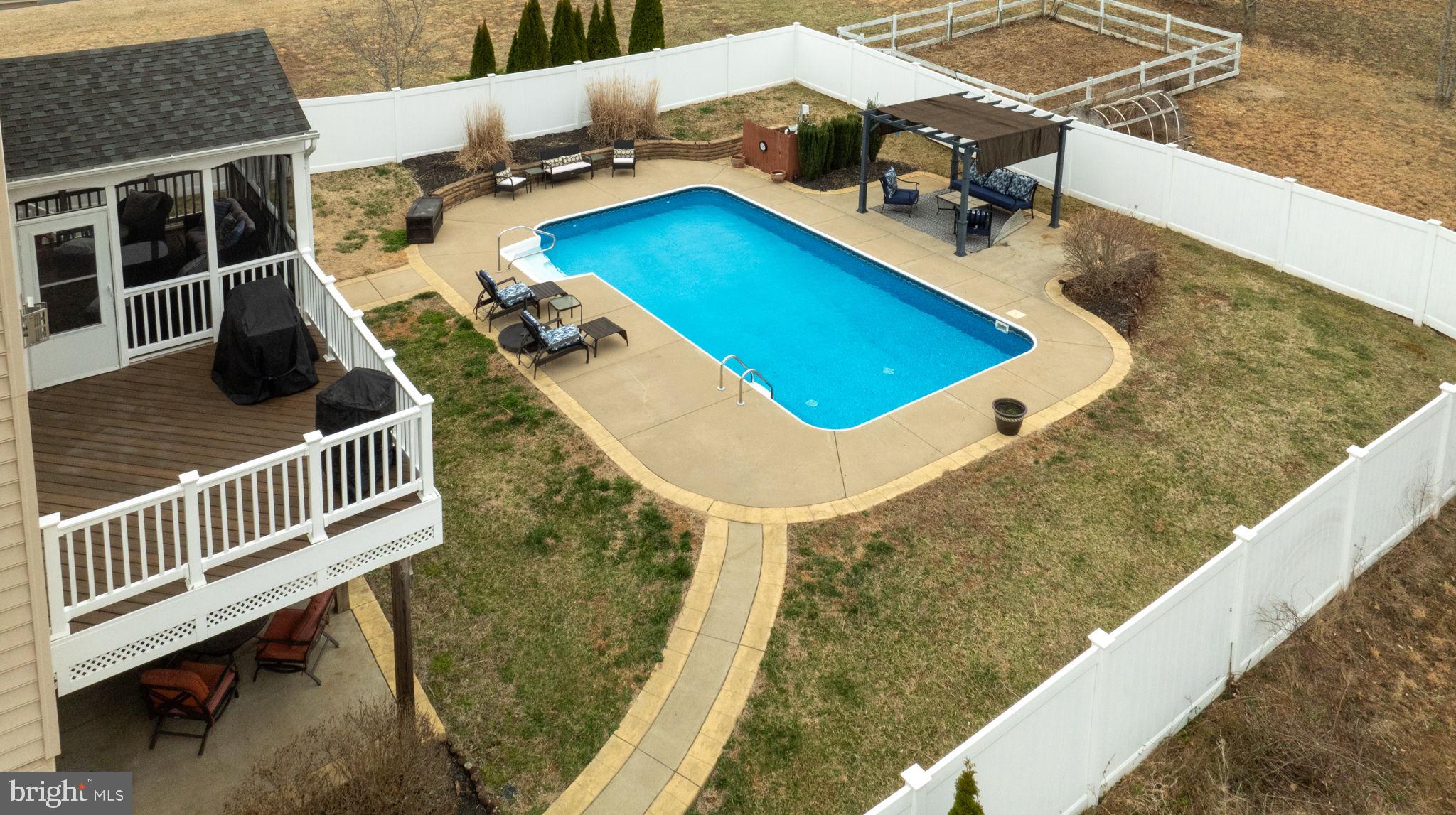 POPLAR ESTATES - Residential