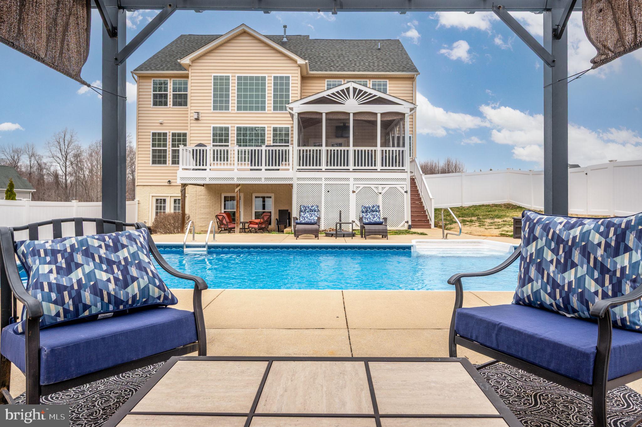 POPLAR ESTATES - Residential