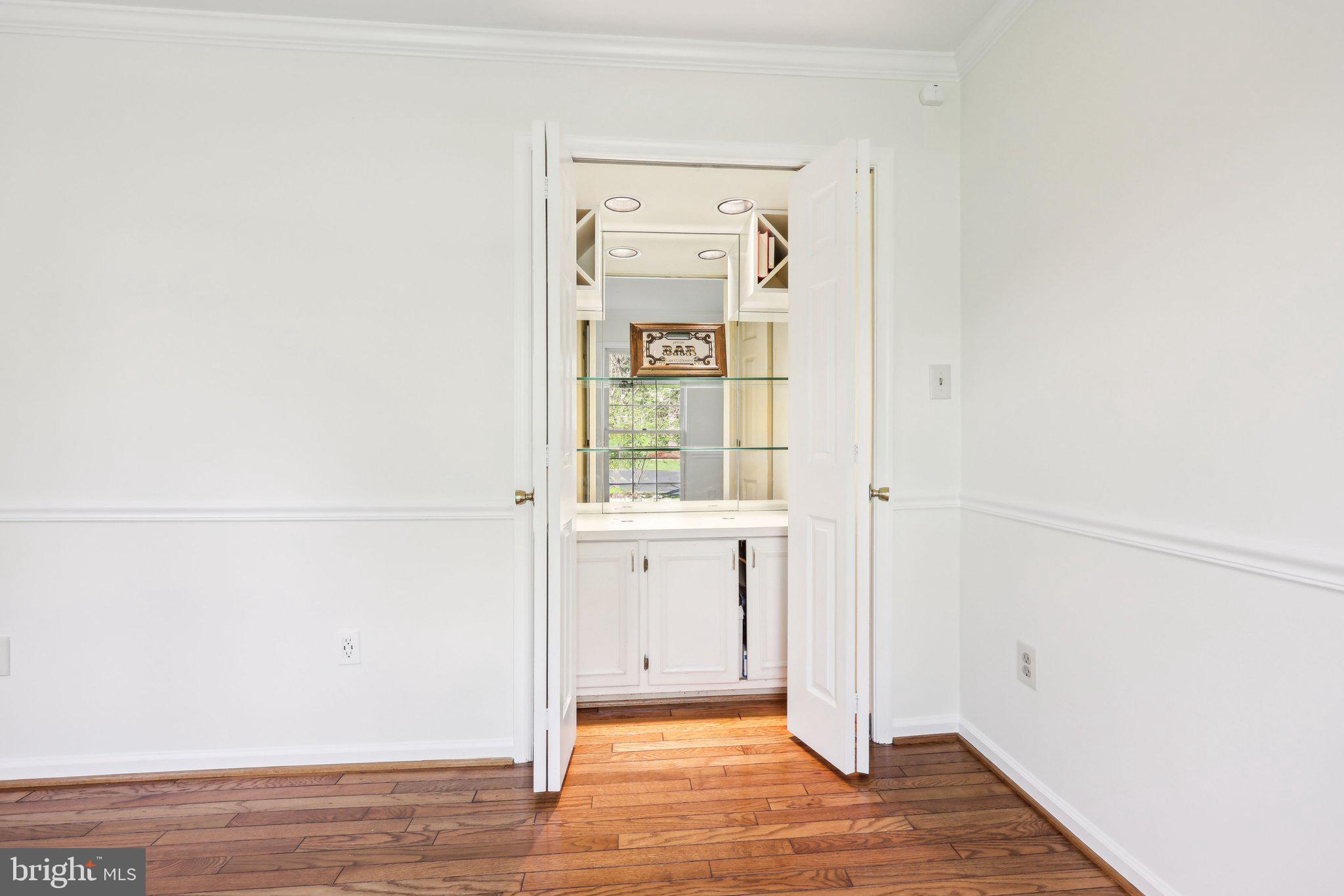 SHAKER WOODS - Residential