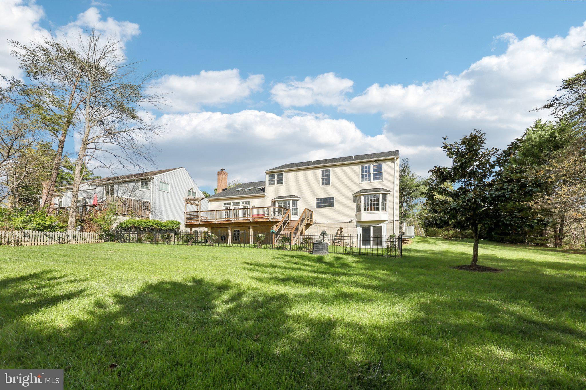 SHAKER WOODS - Residential