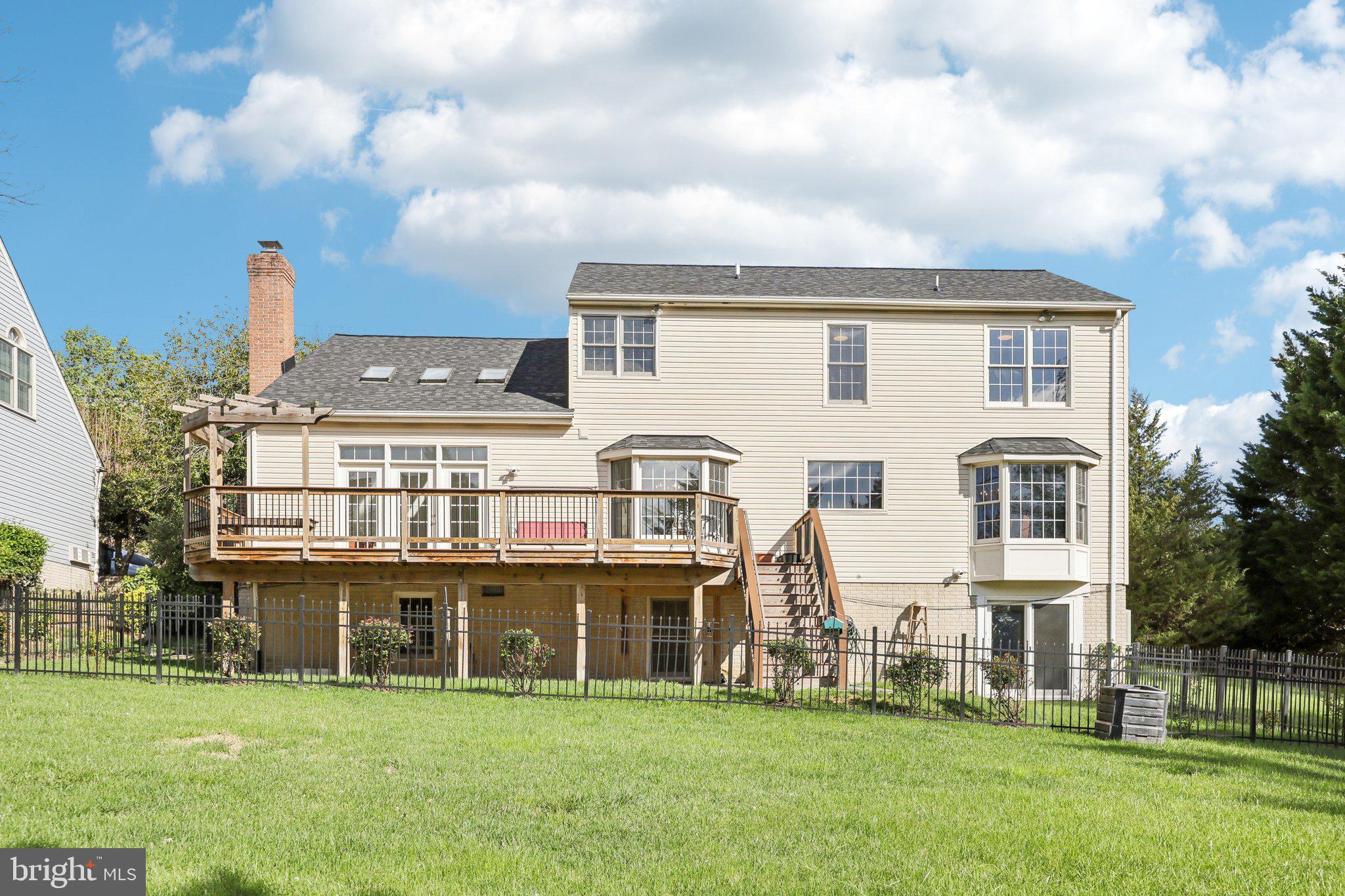 SHAKER WOODS - Residential