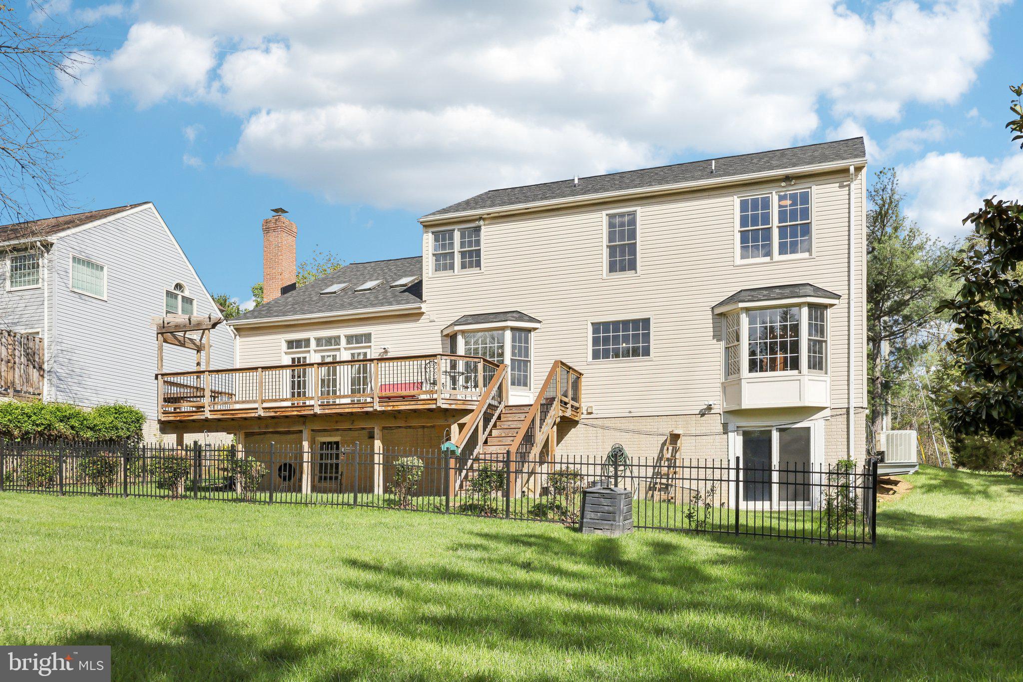 SHAKER WOODS - Residential