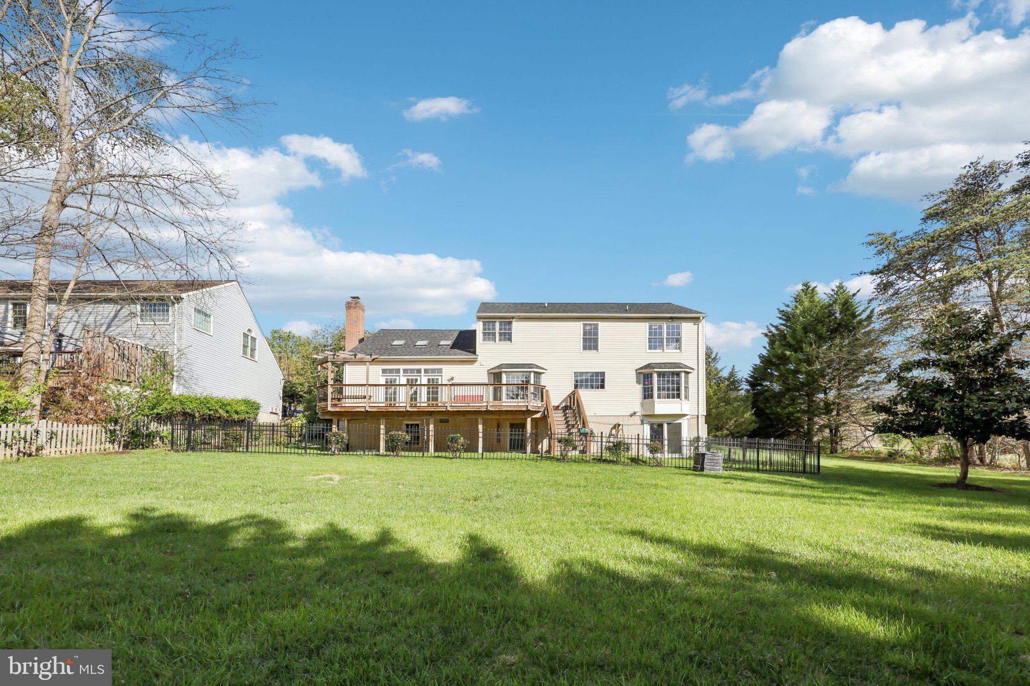 SHAKER WOODS - Residential