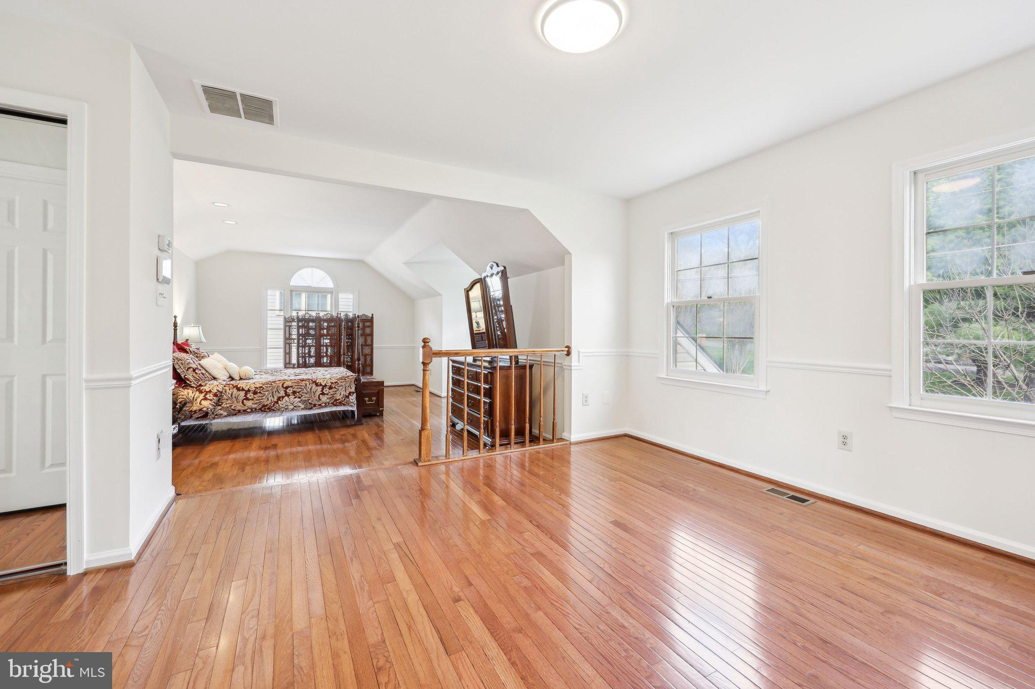 SHAKER WOODS - Residential