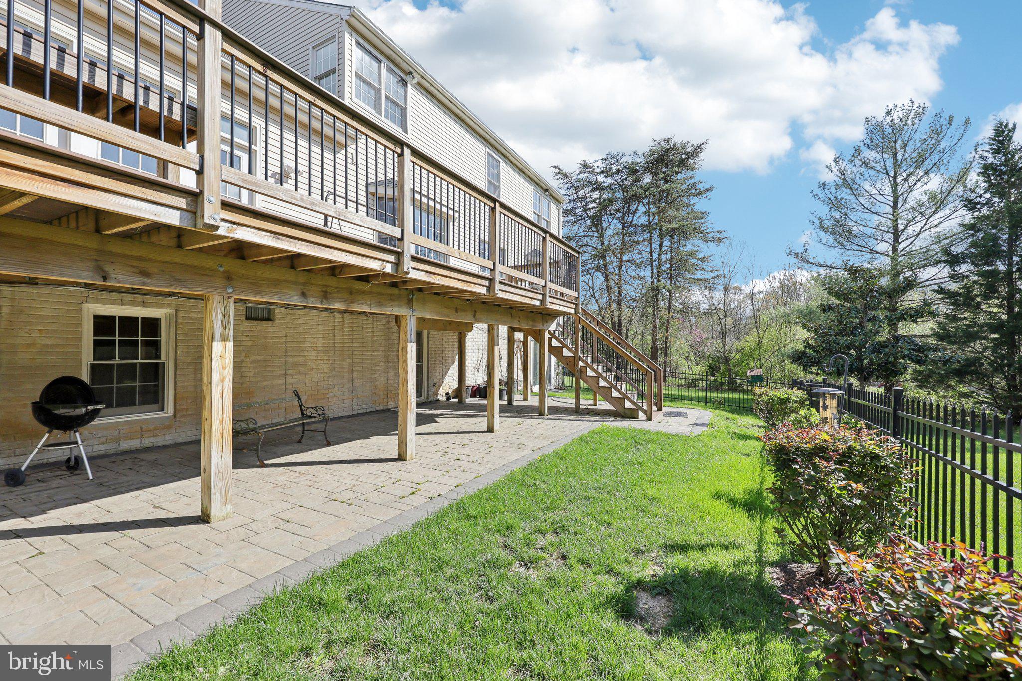 SHAKER WOODS - Residential