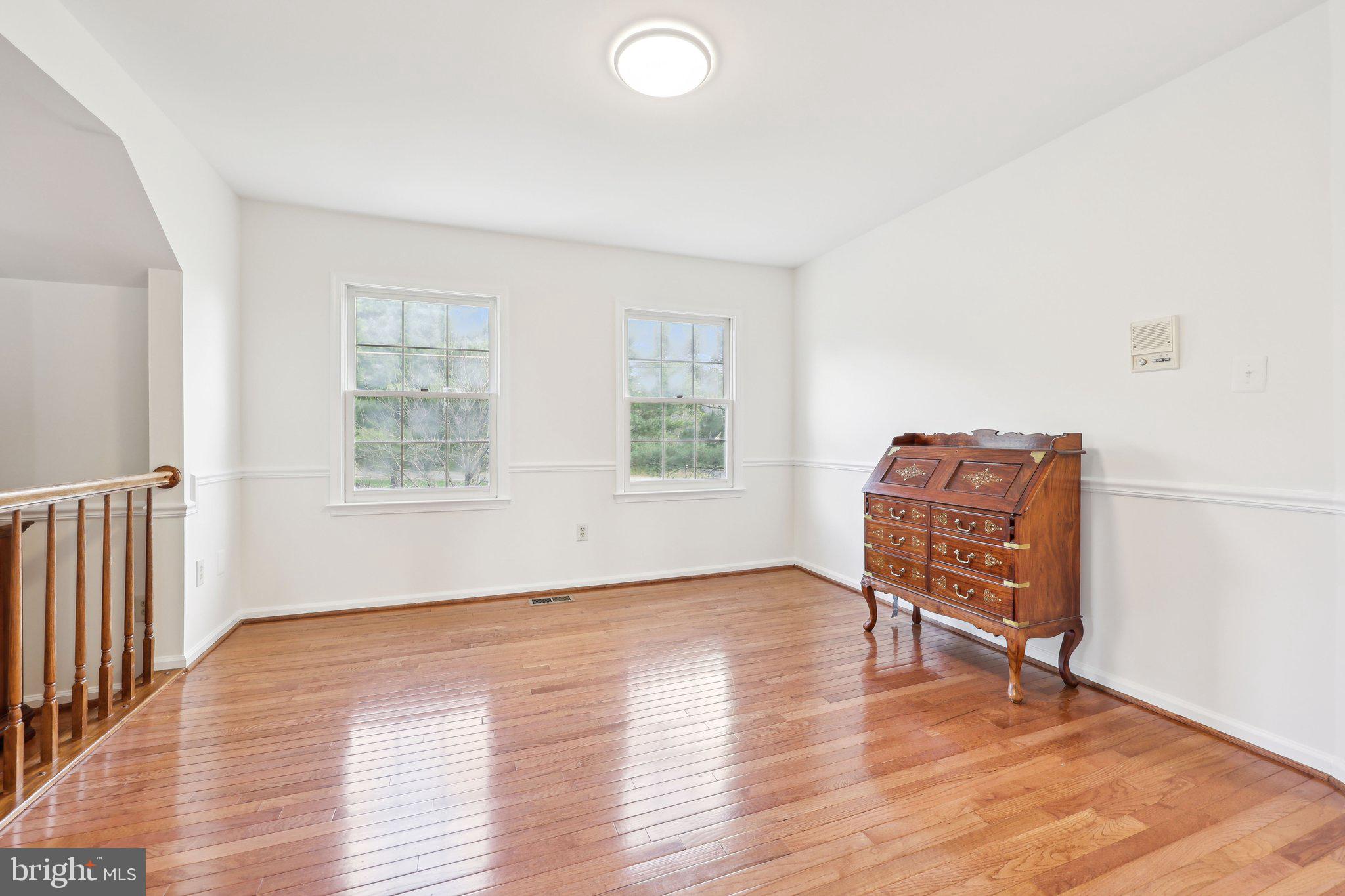 SHAKER WOODS - Residential