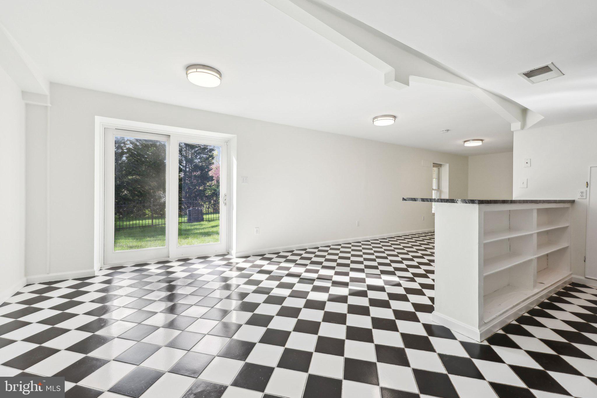 SHAKER WOODS - Residential