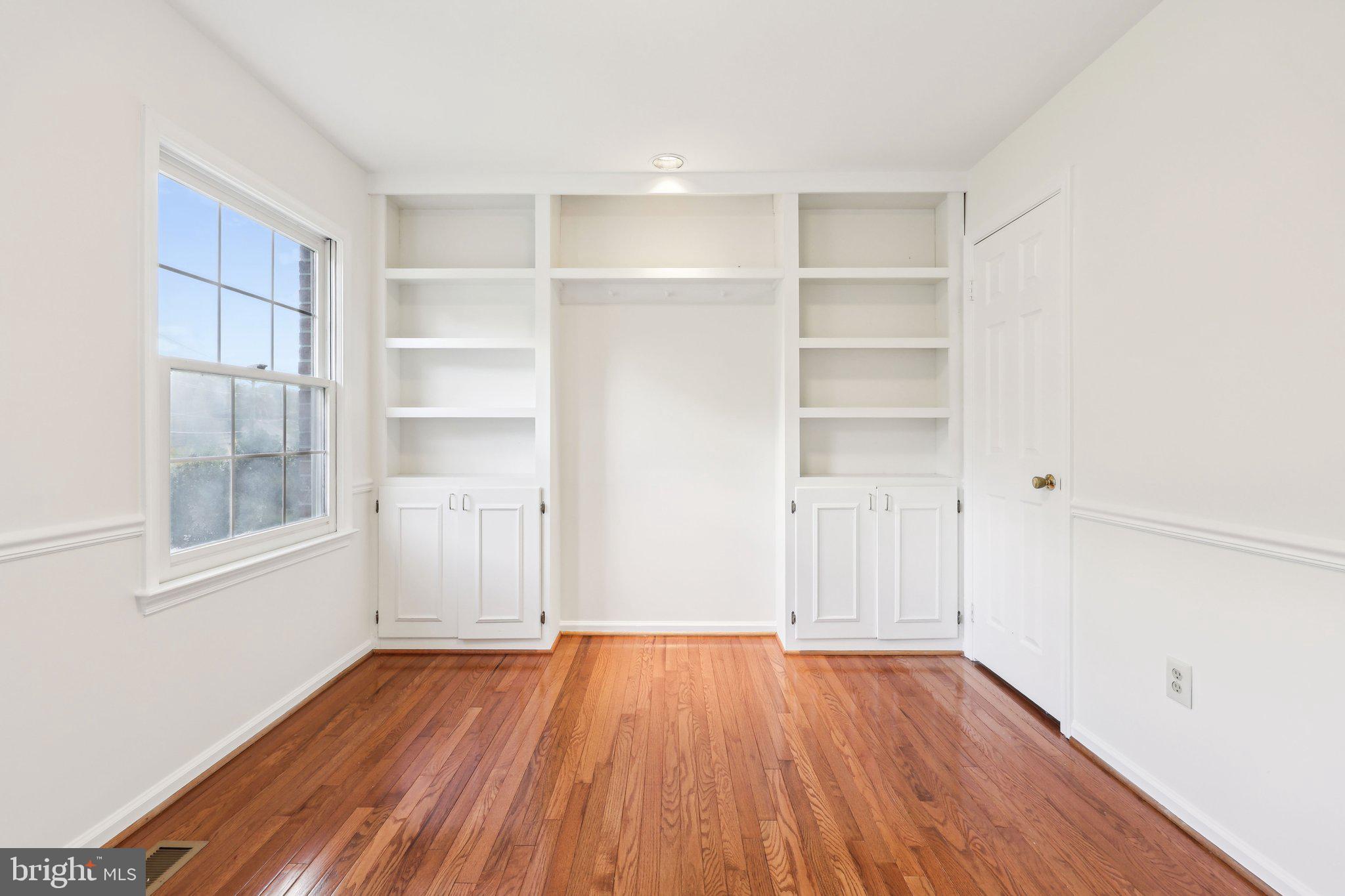 SHAKER WOODS - Residential