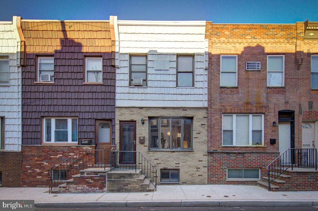 Photo of 2416 S Alder Street, PHILADELPHIA, PA 19148 (MLS # PAPH2674570)