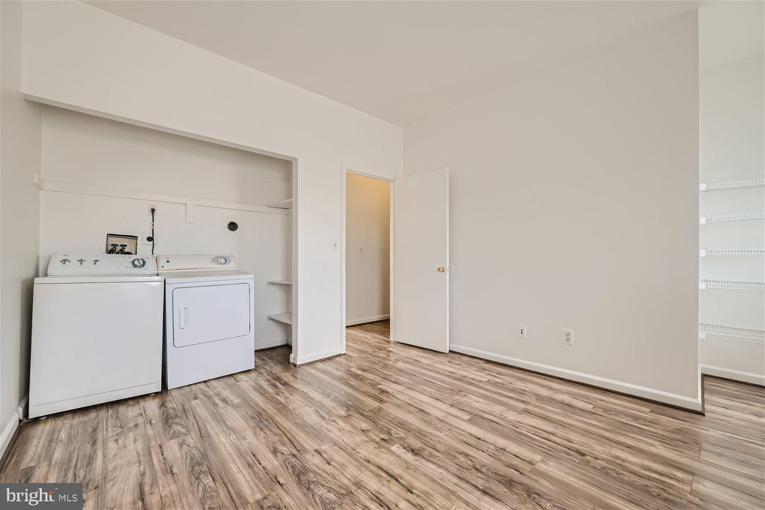 WASHINGTON HILL - Residential