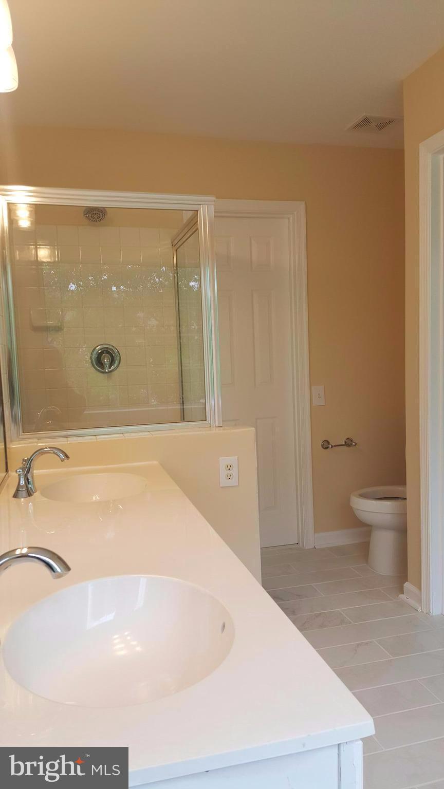 PARKWAY PLAZA - Residential