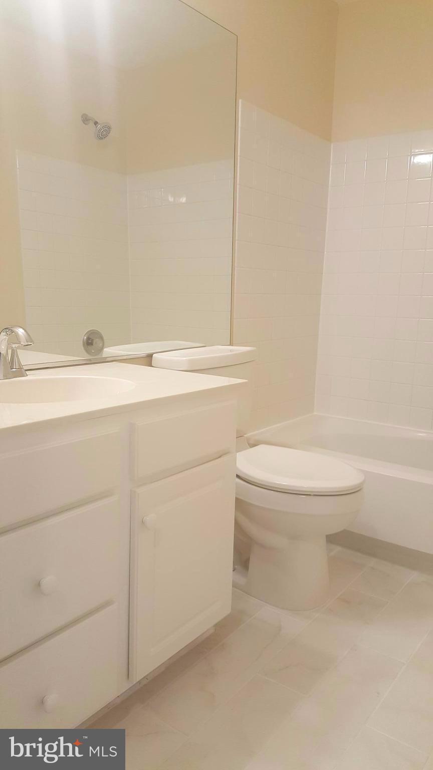 PARKWAY PLAZA - Residential