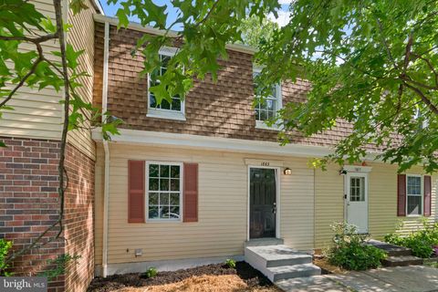 1863 ROBIN COURT SEVERN MD 21144
