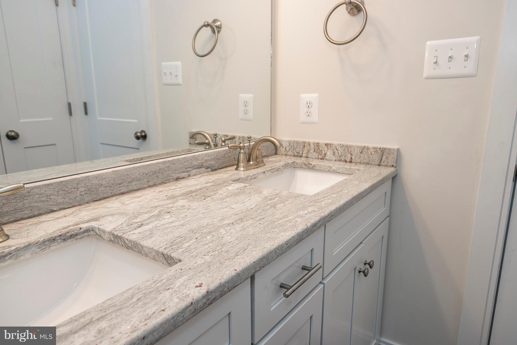 CONSHOHOCKEN - Residential