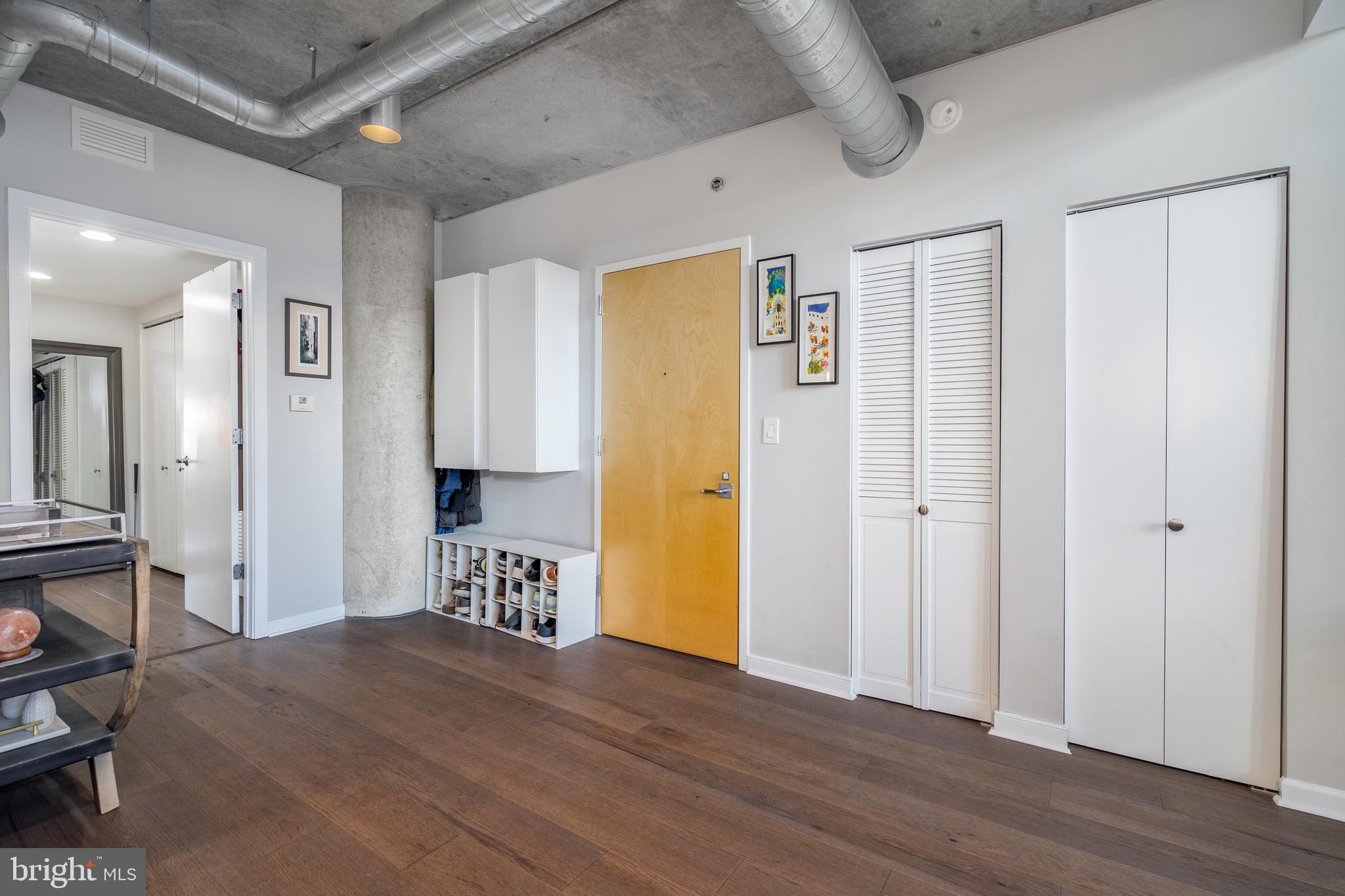 AVENUE OF THE ARTS - Residential