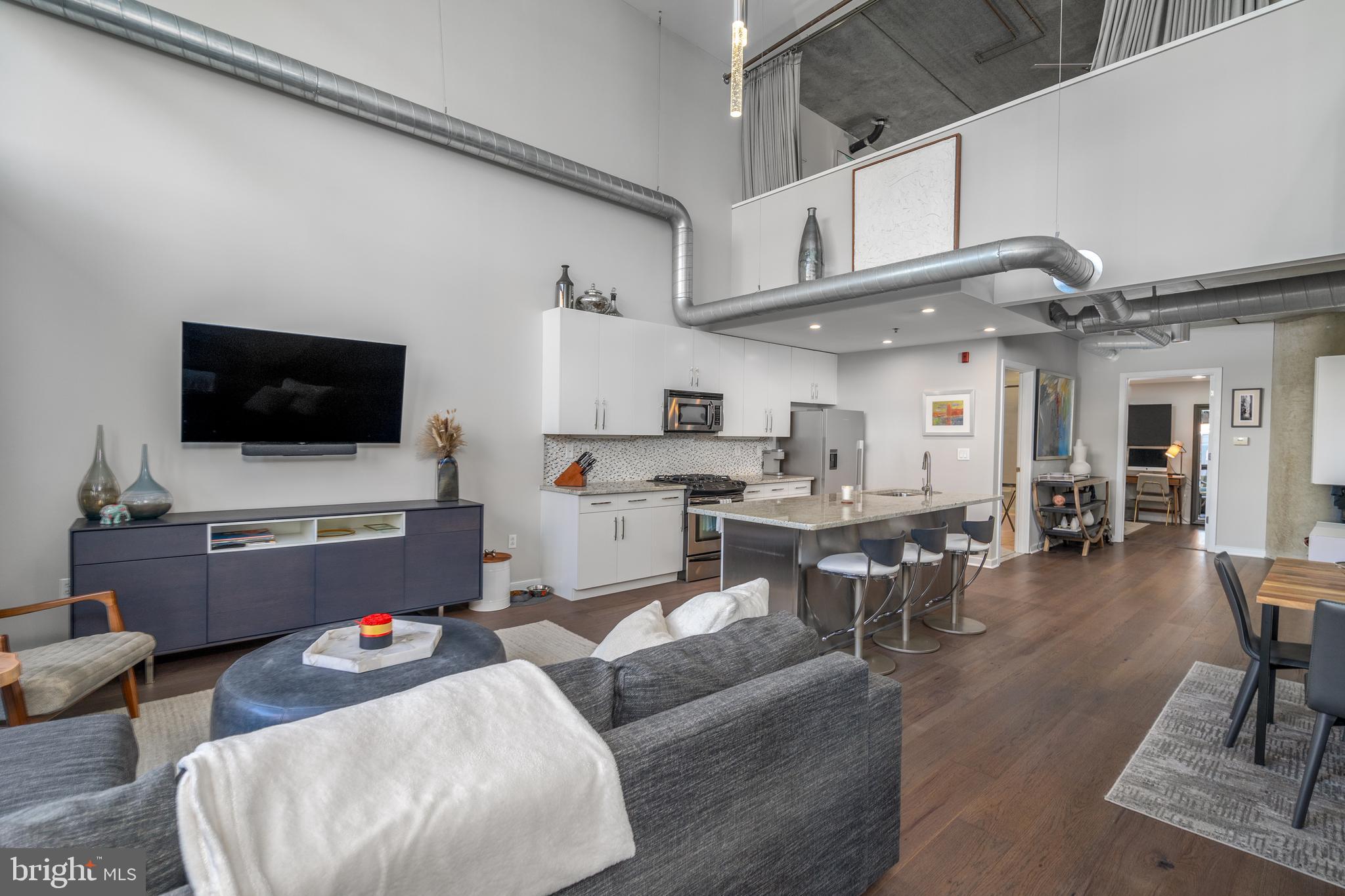 AVENUE OF THE ARTS - Residential