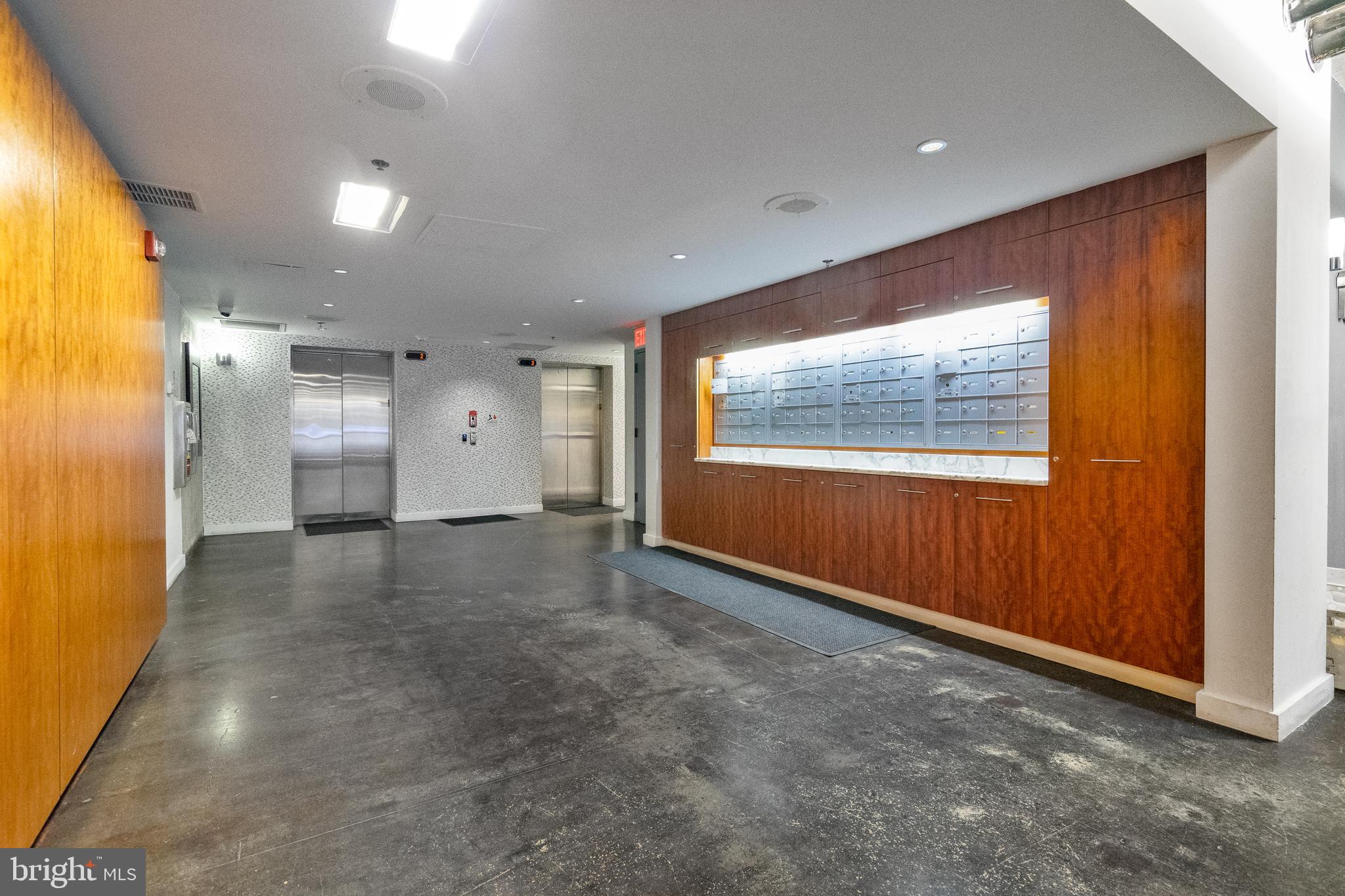 AVENUE OF THE ARTS - Residential